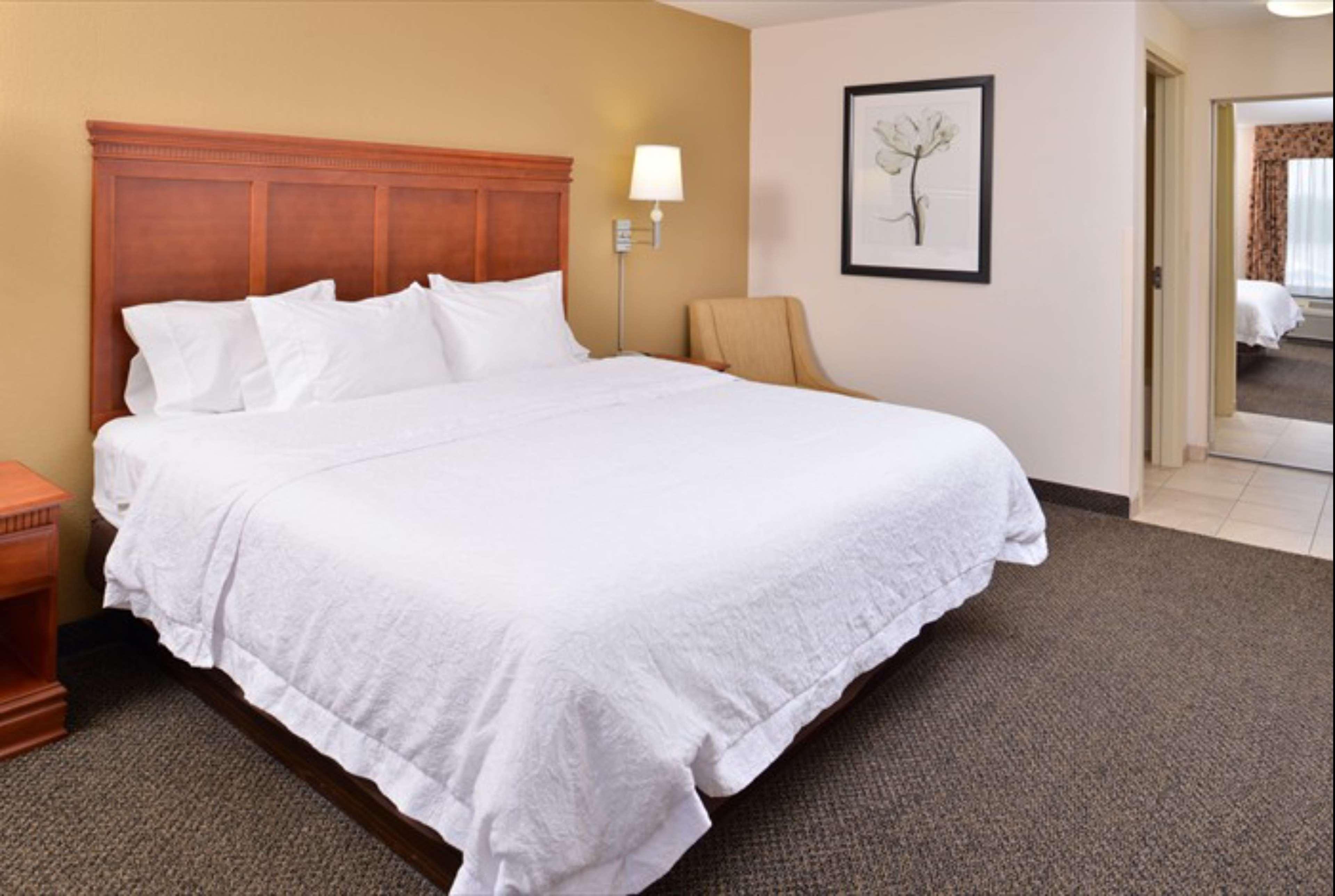 Hampton Inn & Suites Ричмънд Екстериор снимка