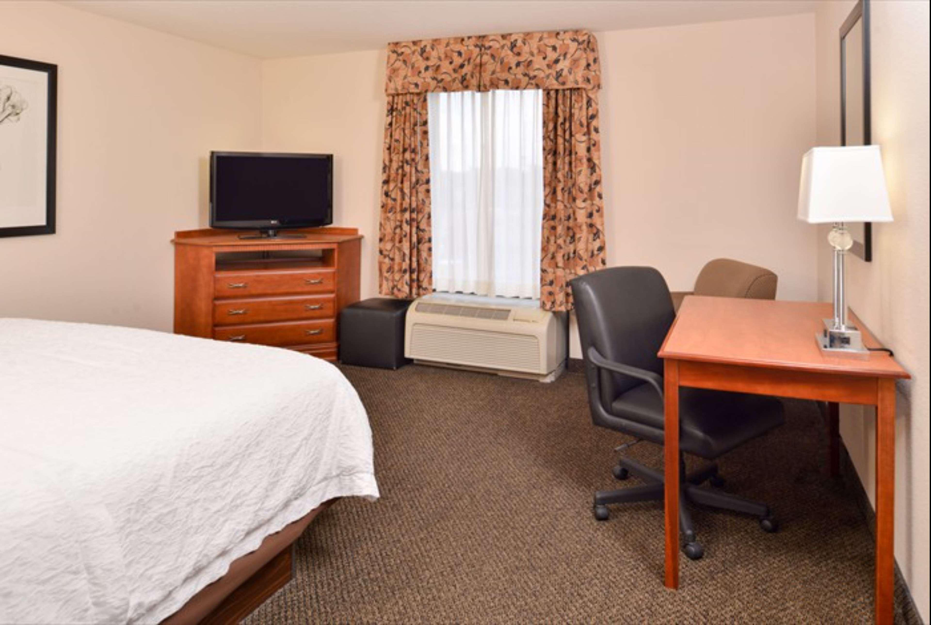 Hampton Inn & Suites Ричмънд Екстериор снимка