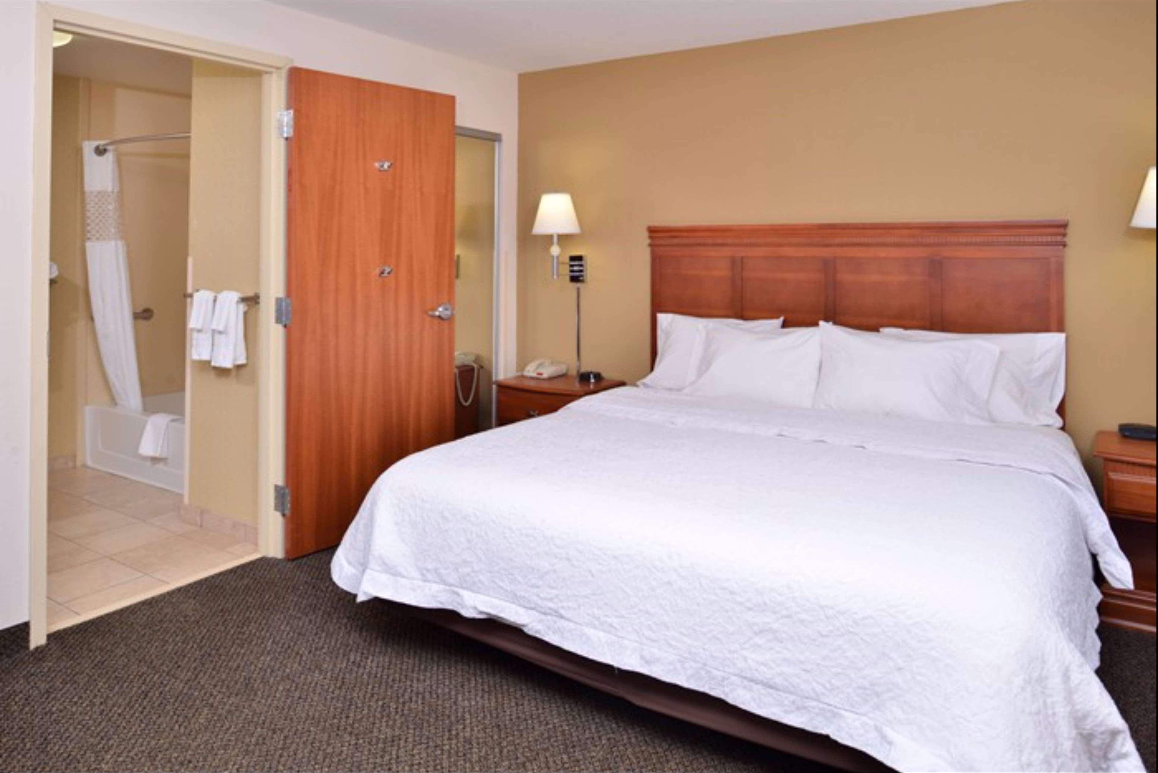 Hampton Inn & Suites Ричмънд Екстериор снимка