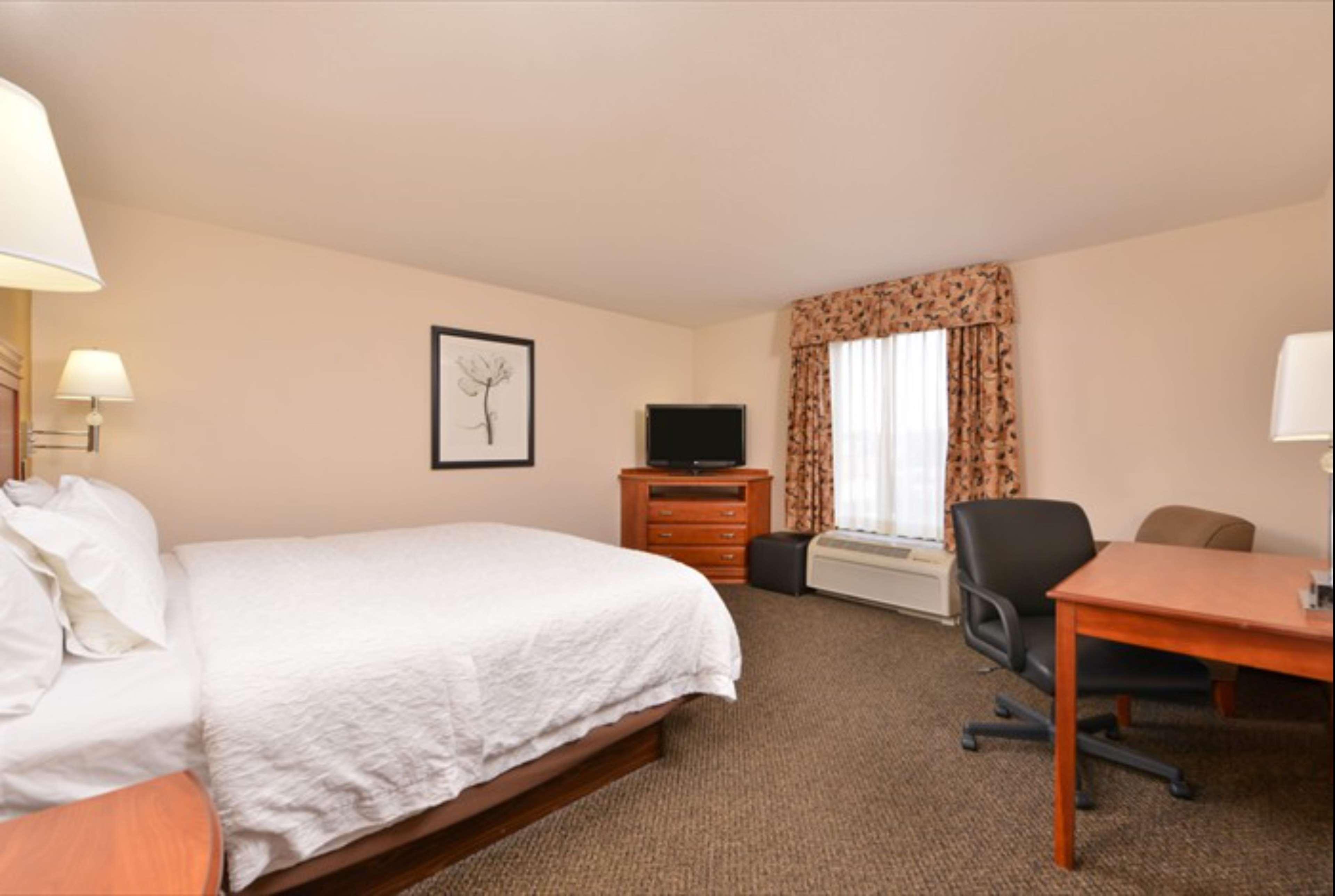 Hampton Inn & Suites Ричмънд Екстериор снимка