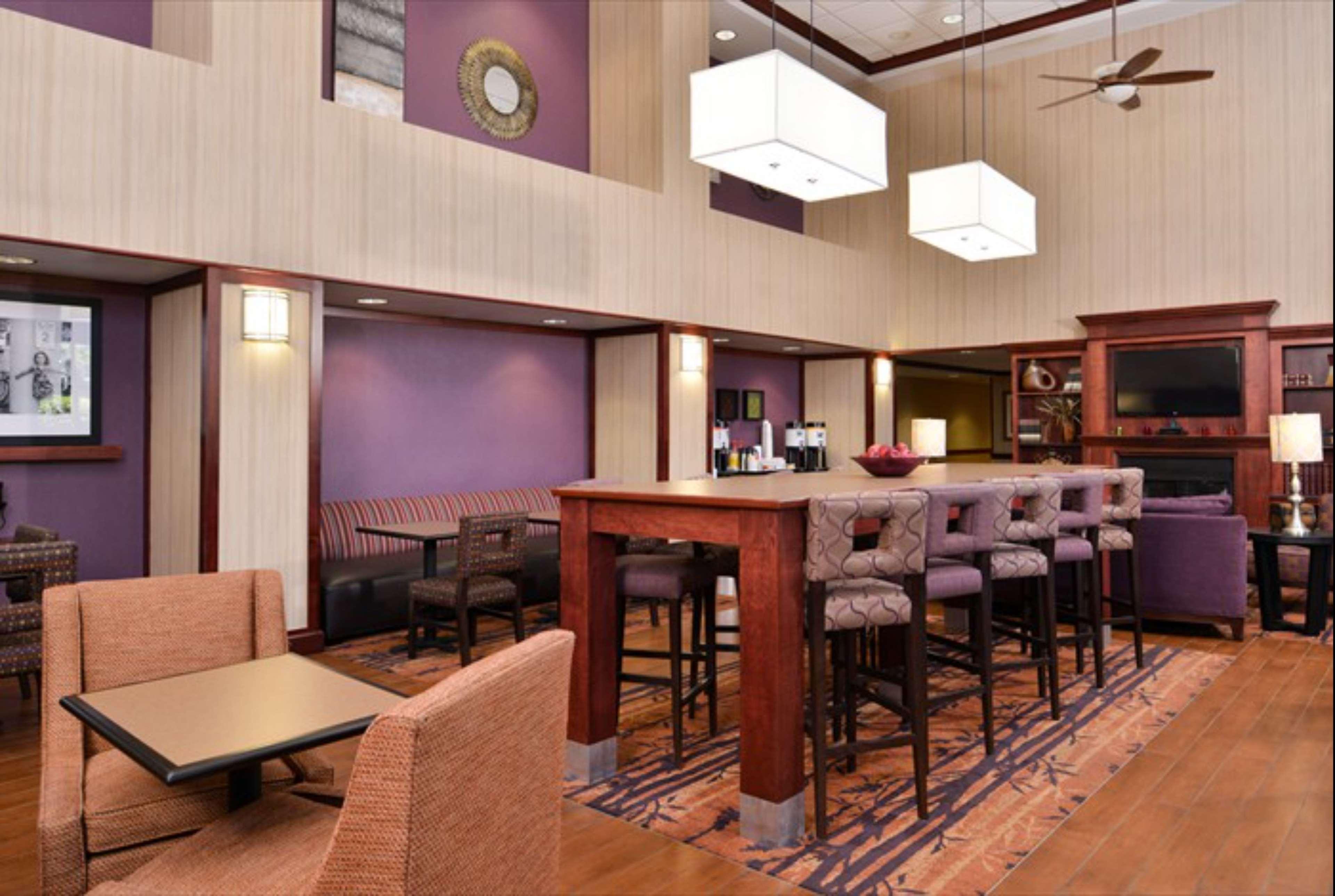 Hampton Inn & Suites Ричмънд Екстериор снимка