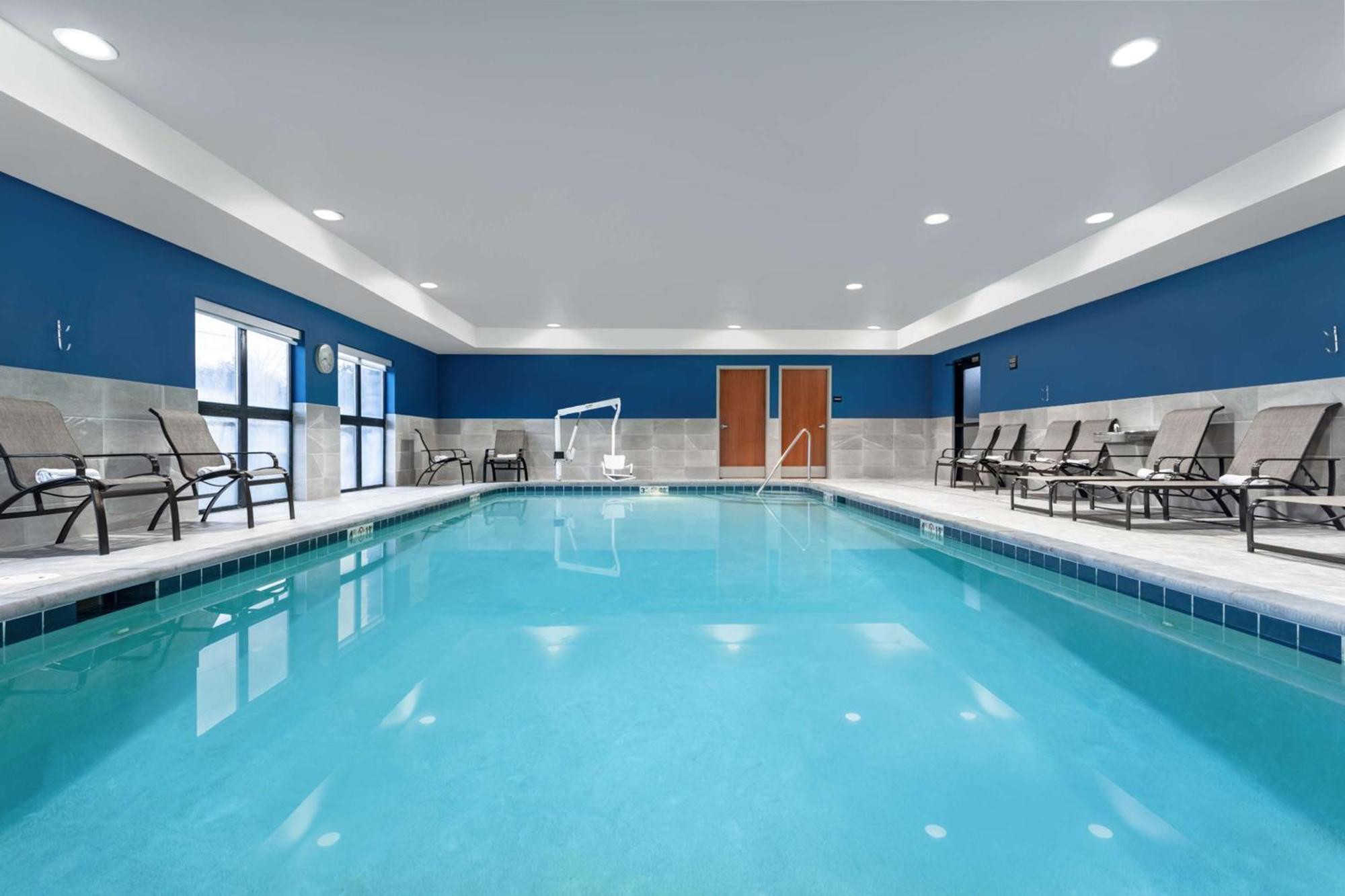 Hampton Inn & Suites Ричмънд Екстериор снимка