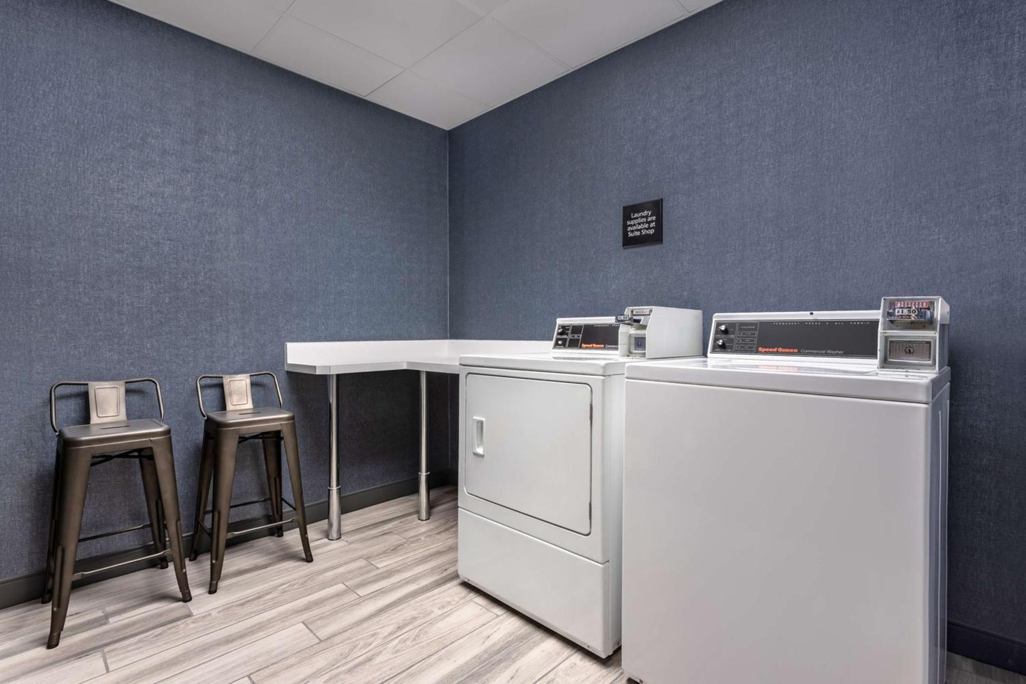 Hampton Inn & Suites Ричмънд Екстериор снимка