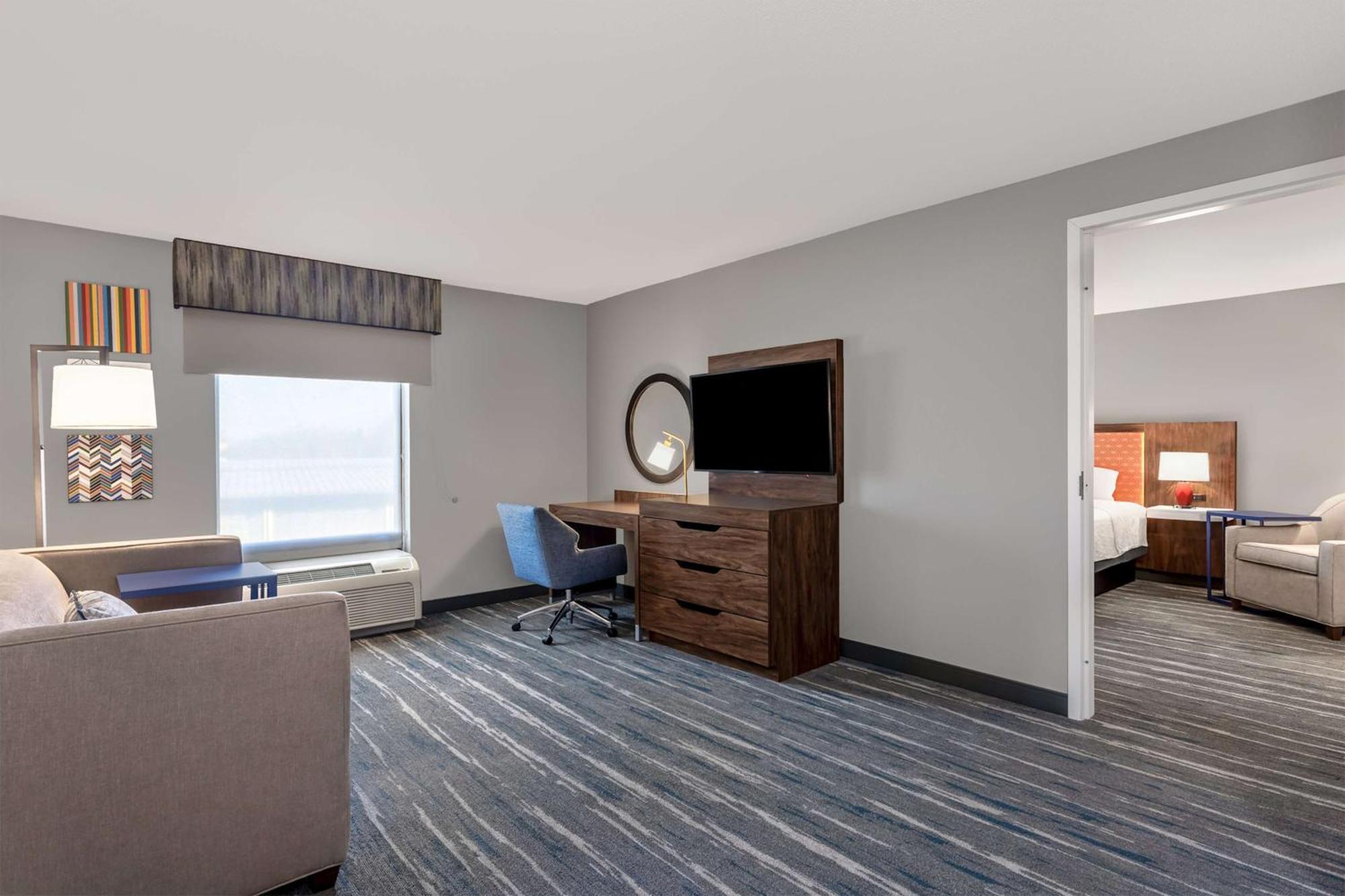 Hampton Inn & Suites Ричмънд Екстериор снимка